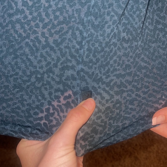 Lululemon Tee - Picture 3 of 4